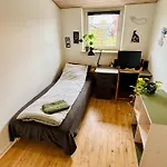 홈스테이 Easy Sleep In - Private Access - 24h Self Check In-out 오덴세