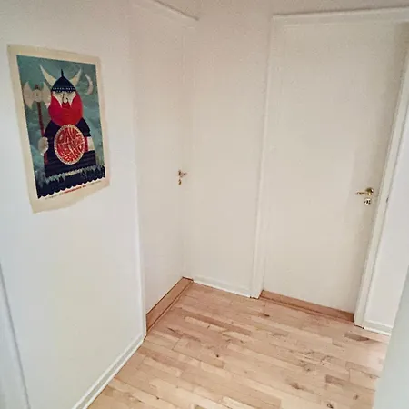 Easy Sleep In - Private Access - 24h Self Check In-out Odense