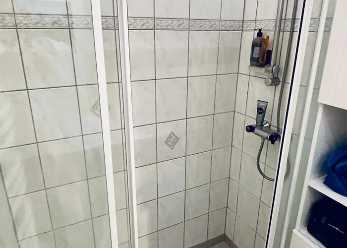 Easy Sleep In - Private Access - 24h Self Check In-out Quarto em Acomodações Particulares *